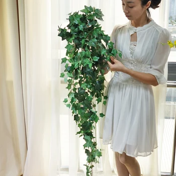 Yüksek kaliteli Yapay Yapraklar Plastik Bitkiler Buket Asma Duvar Asılı Sahte Yeşillik Yaprağı Oturma odası Düğün Otel Ev Dekor