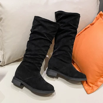 Kadınlar için Rahat Kayma 2023 Kış Düşük Topuk Uzun Çizmeler Kadın Moda Yuvarlak Ayak Siyah Yüksek Çizmeler Kadın Zapatos Mujer