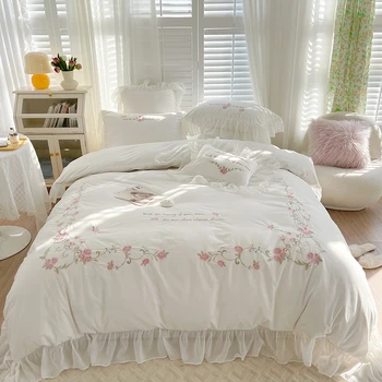 Beyaz 60S Yıkanmış Pamuk Çiçekler Nakış Prenses nevresim takımı Dantel Fırfır Nevresim çarşaf Yastık Shams Kız Yatak Örtüsü
