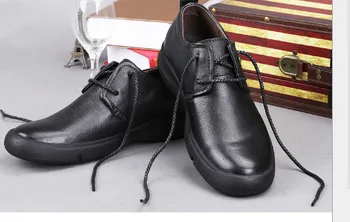 Yaz 2 yeni erkek ayakkabıları Kore versiyonu trendi 9 gündelik erkek ayakkabısı C8C080B01