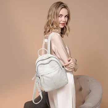 2022 Moda Beyaz Sırt Çantaları Kadın Büyük Kapasiteli Yumuşak Deri Su Geçirmez seyahat sırt çantası Yüksek Kaliteli Okul Çantaları Kızlar İçin